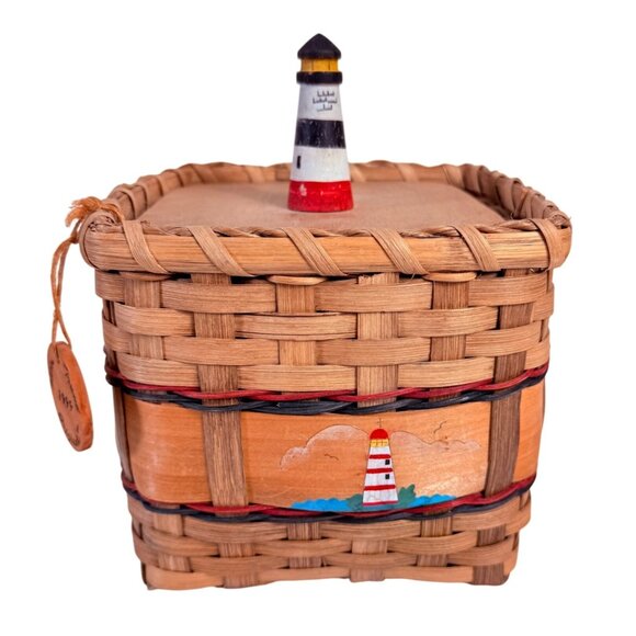 Karen Traub Coastal Wicker Basket Lighthouse Lid VTG Woven Nautical Storage - Picture 4 of 16